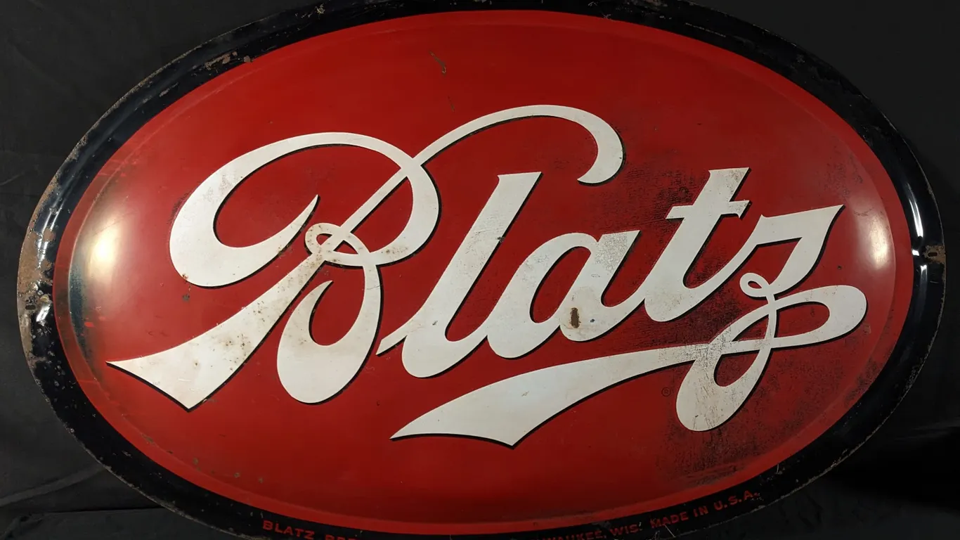 CONVEX TIN SIGN BLATZ BEER MILWAUKEE WISCONSIN