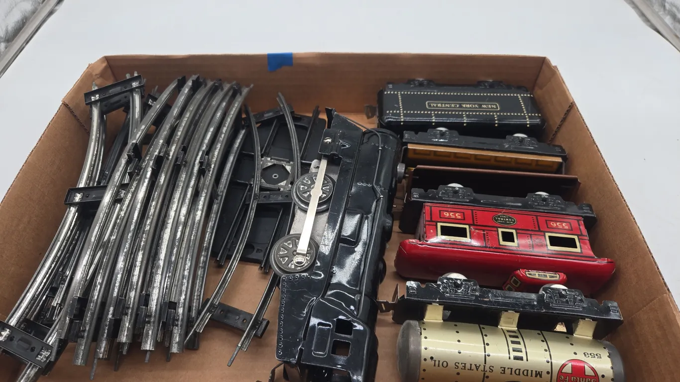 Vintage marxs brand number 833 freight train set with figure 8 track