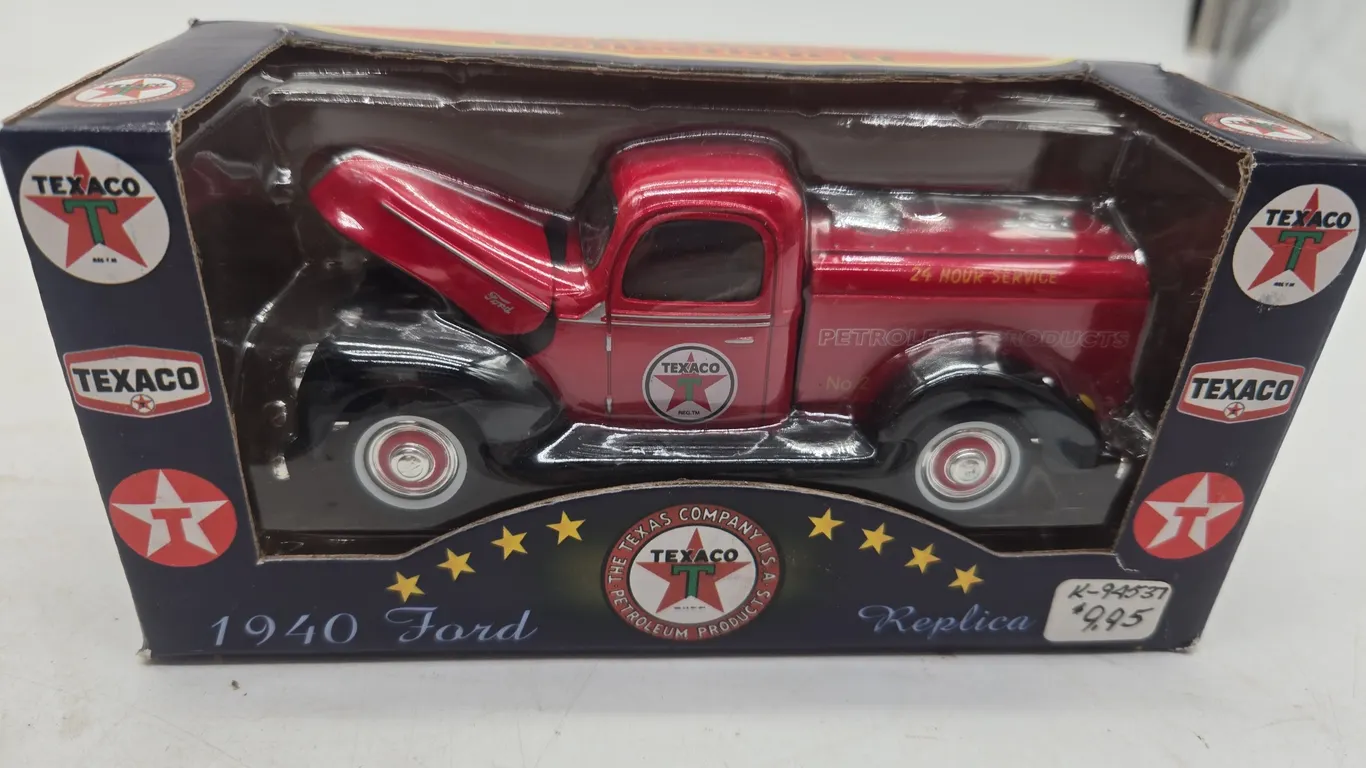 Vintage texaco nineteen forty ford petroleum delivery truck in original box