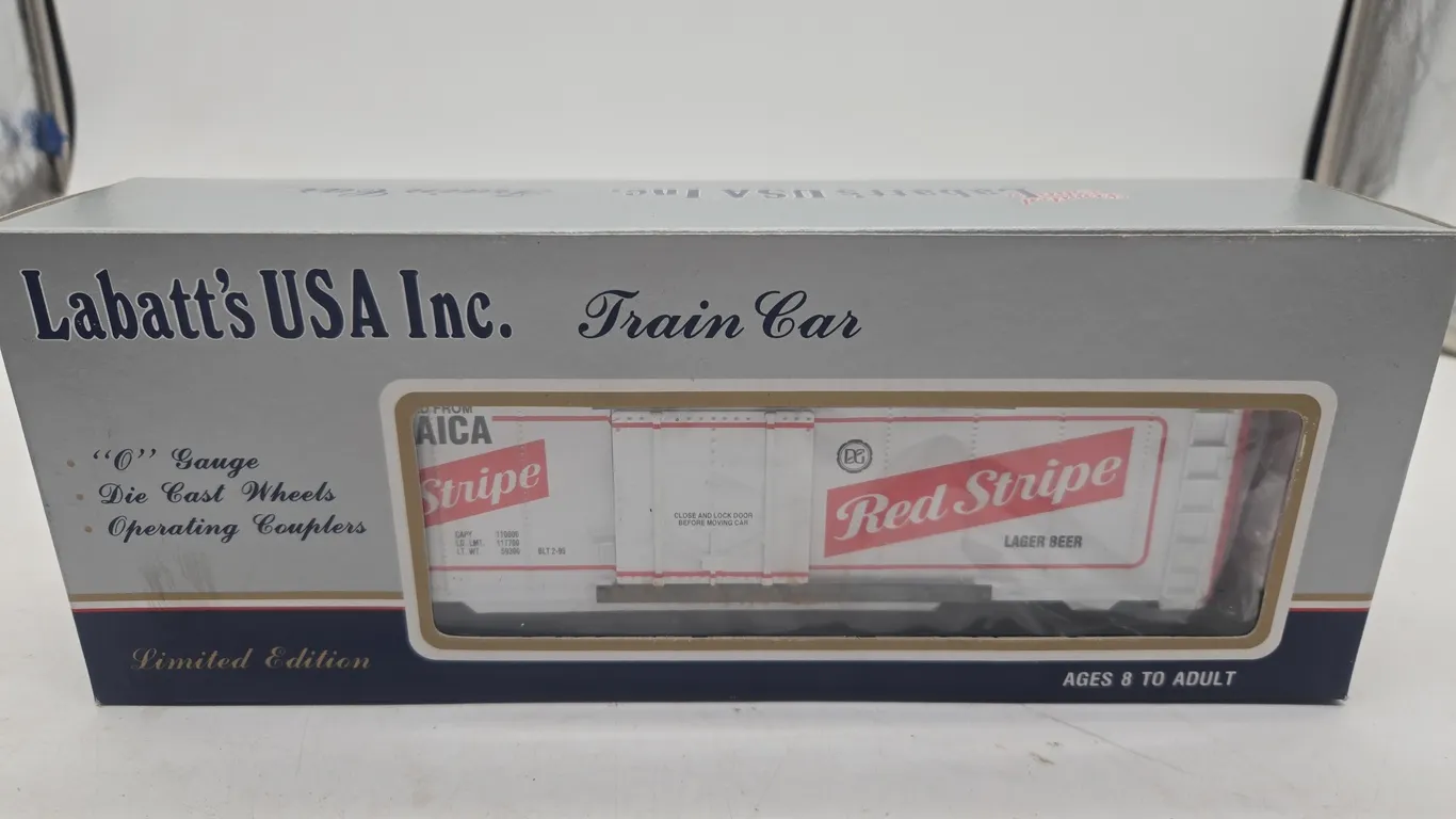 Vintage Labatts, red stripe.
Delivery car in original box