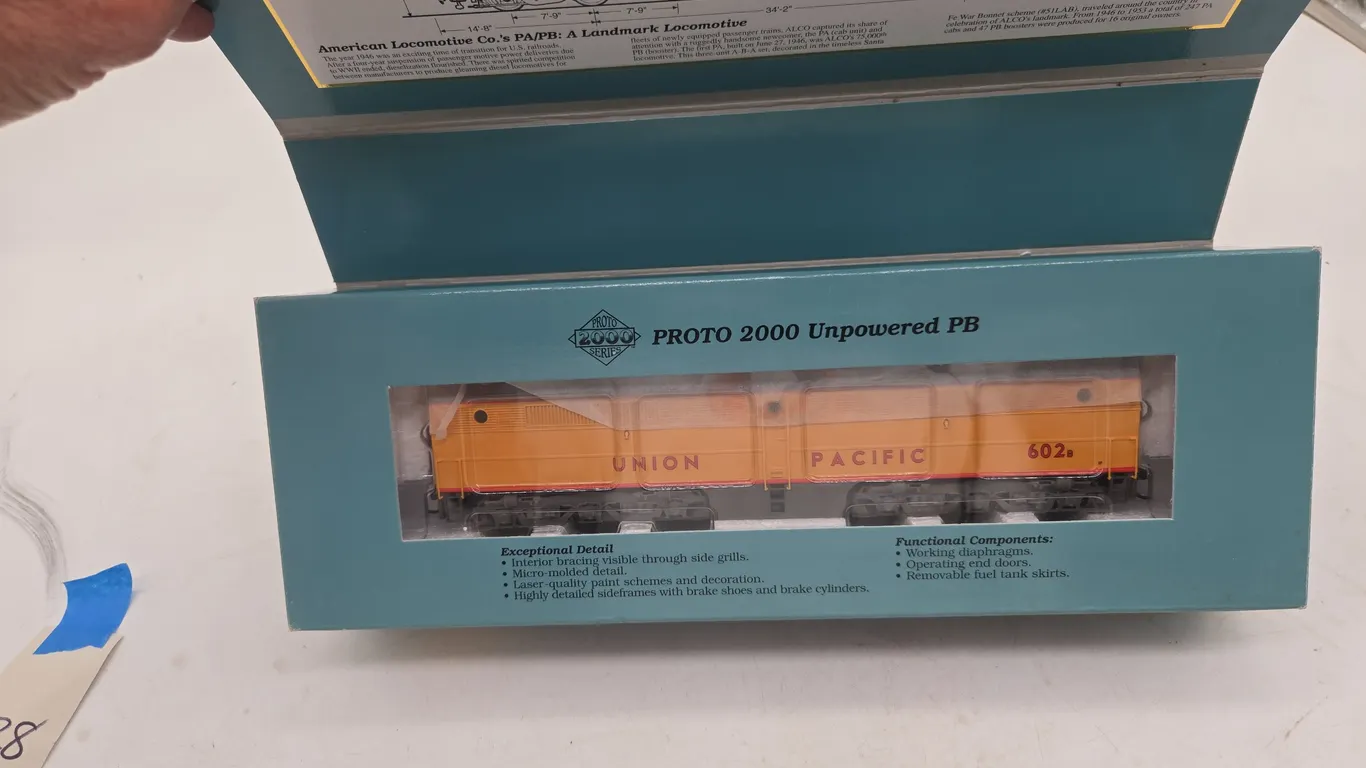 Vintage proto PB limited edition.
Union pacific convention car in original box