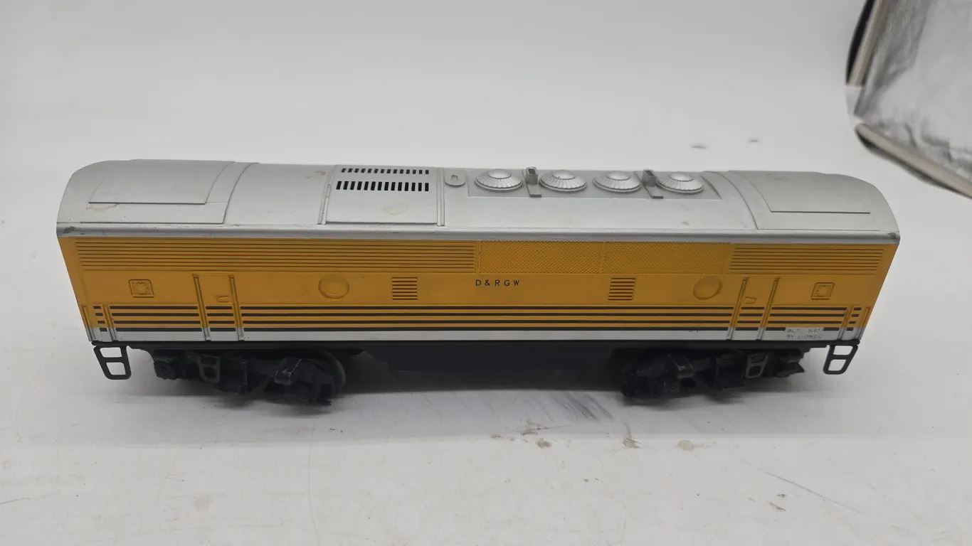 Vintage lionel post war rio grande f three b.Unit