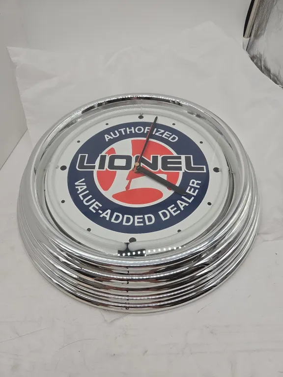 Lionel train's dealer wall clock, new and original box