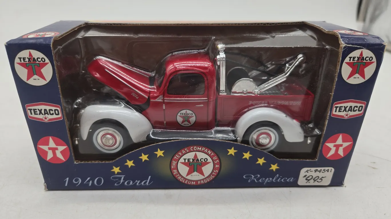 Vintage atlas nineteen forty ford service truck, in original box