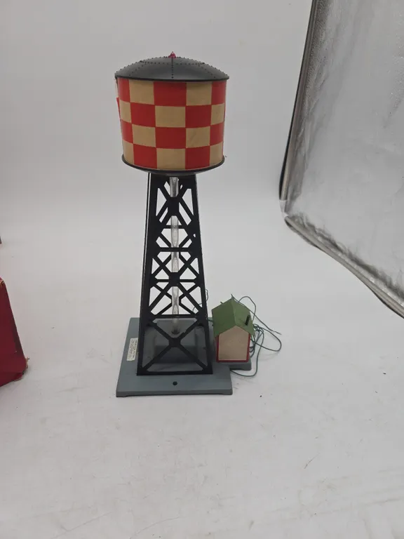 Vintage american flyer, number 772 water tower in original box