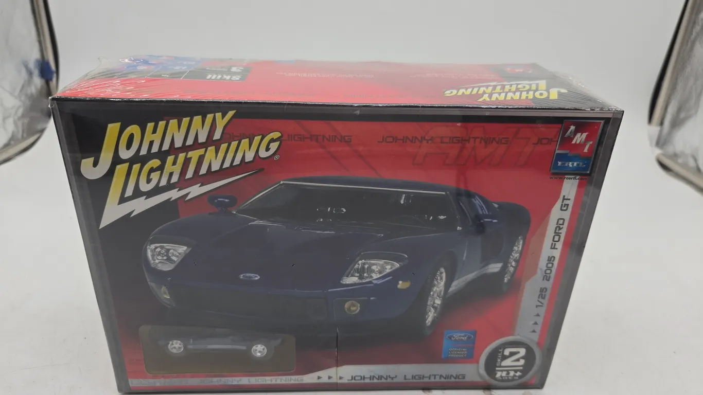 Vintage amt brand johnny lightning model new inbox
