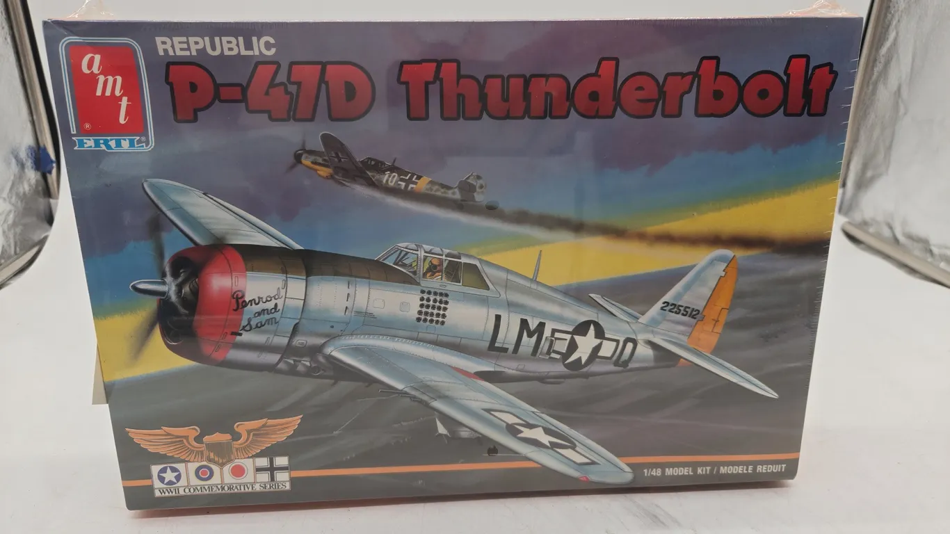 Vintage amt. brand republic thunderbolt, airplane model new in box.