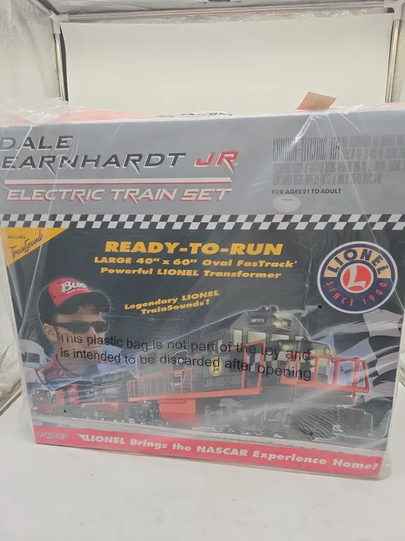 Vintage lionel dale earnhardt junior the electric train set new inbox