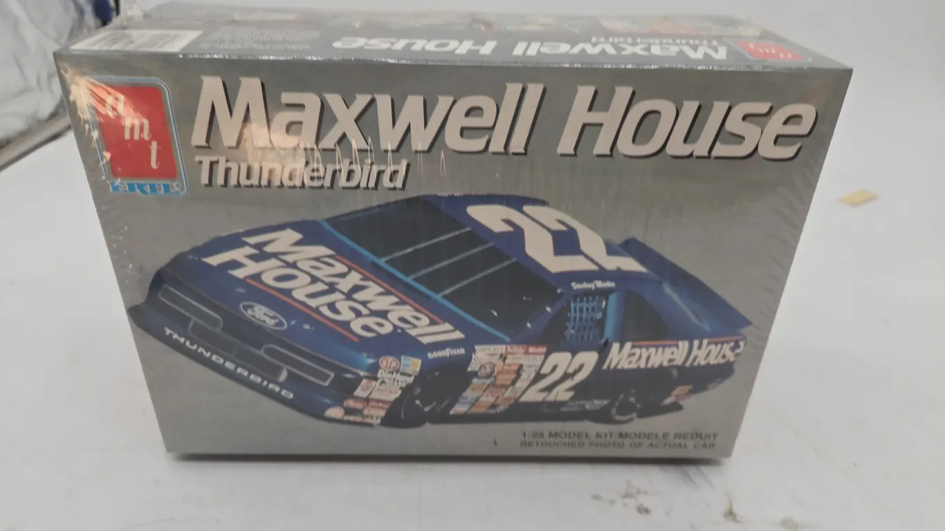 Vintage amt. brand Maxwell house Thunderbird model, new inbox.