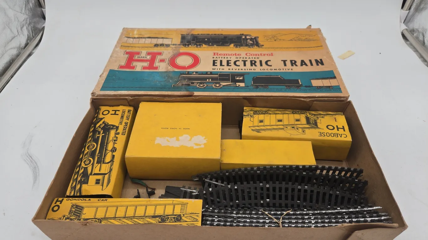Vintage marxs h* electric train set in original box