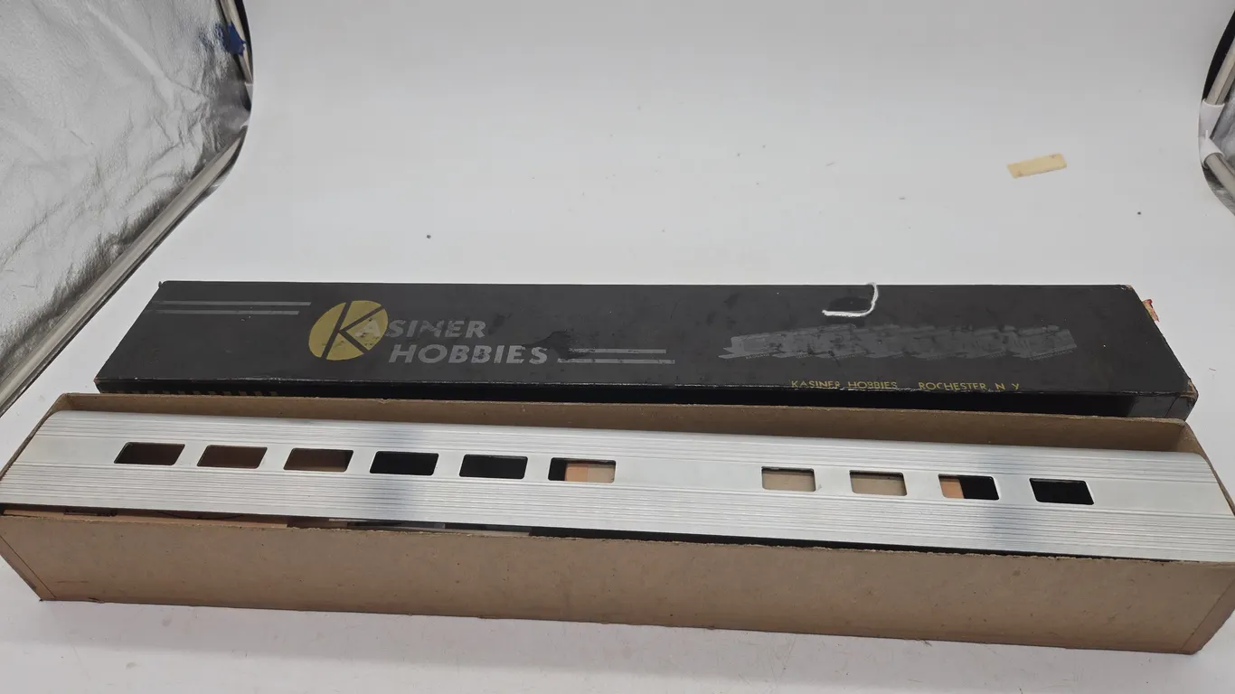 Vintage kasiner hobbies, aluminum dining car train kit, new inbox