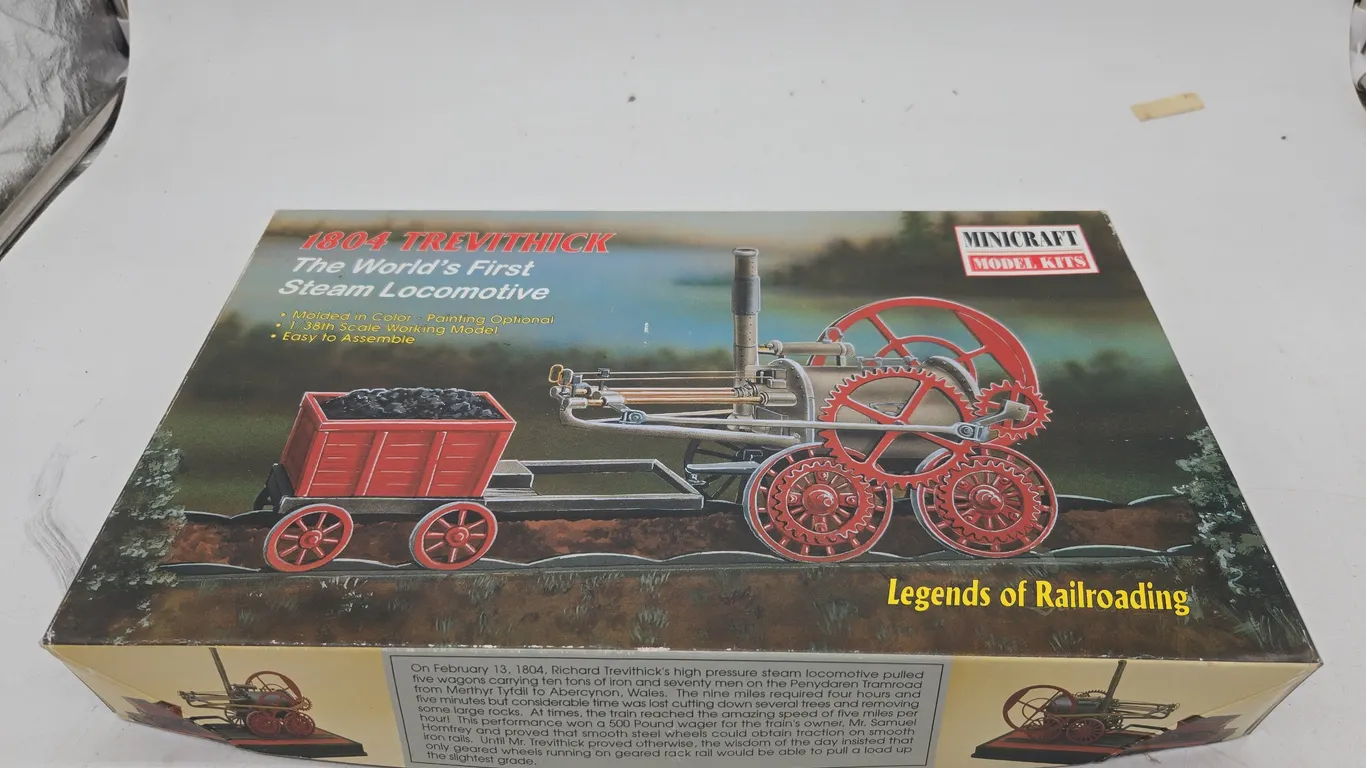 Vintage mini craft the world's first steam locomotive model in original box