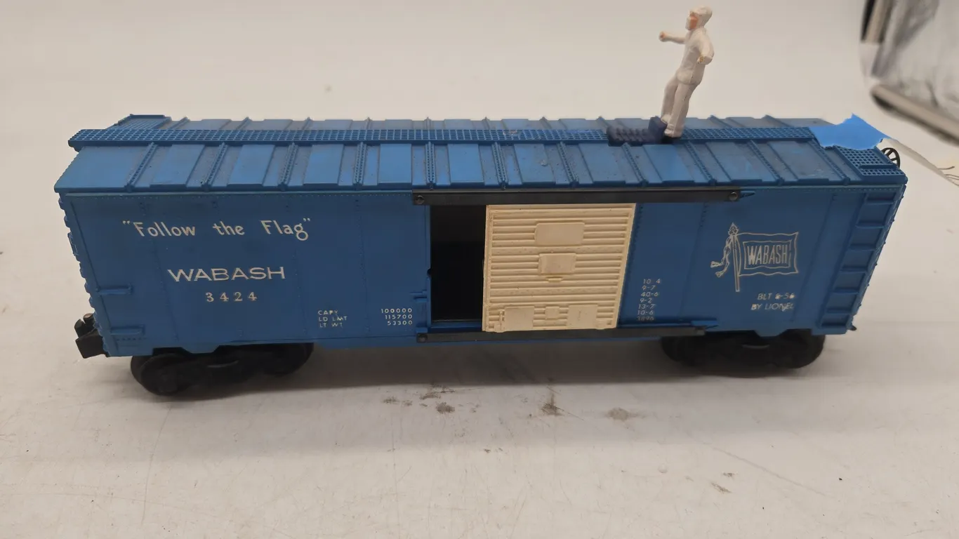 Vintage lionel number 3424 wallbash, operating brakeman car