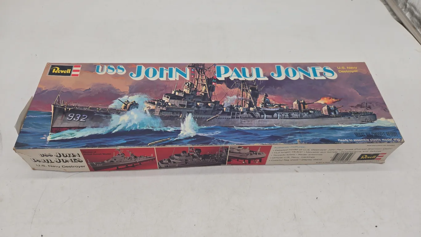 Vintage ravelle u s s john paul jones destroyer model, new inbox