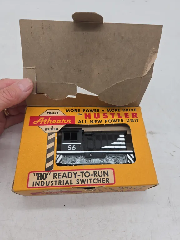 Vintage, athearn the hustler, h o scale industrial switcher. New inbox.