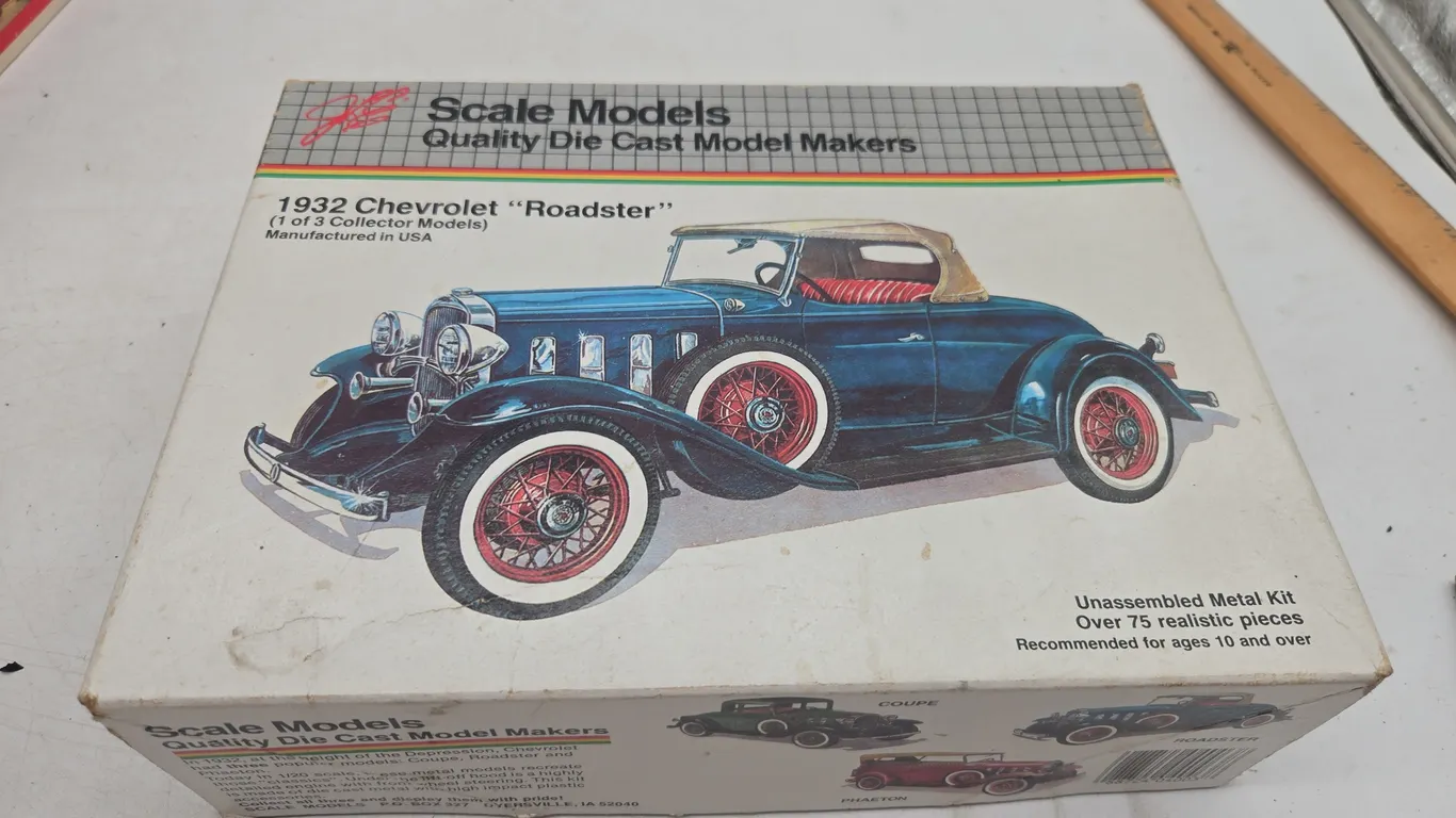 Vintage scale models, 1932 chevrolet, roadster, model, new inbox
