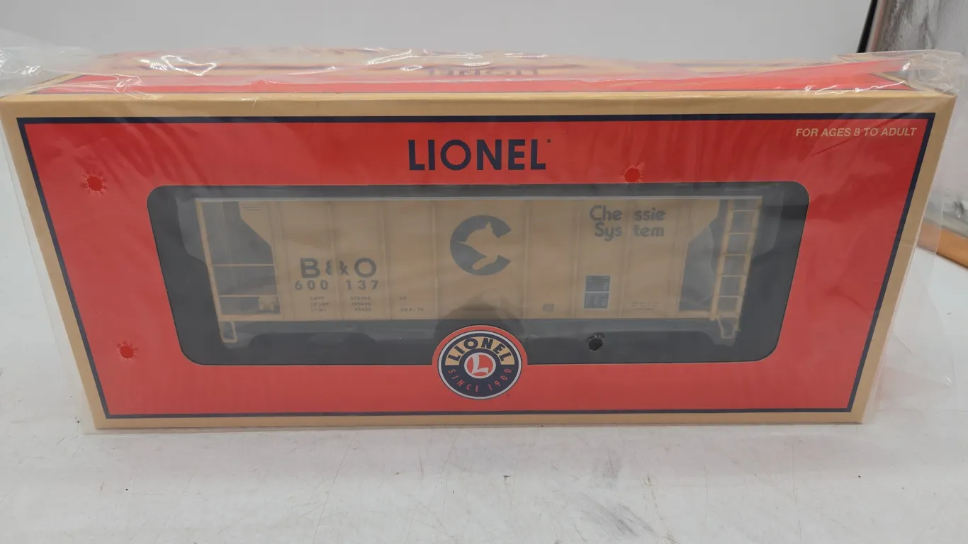 Vintage lionel chessy systems p s two hopper, car number 627049 new inbox