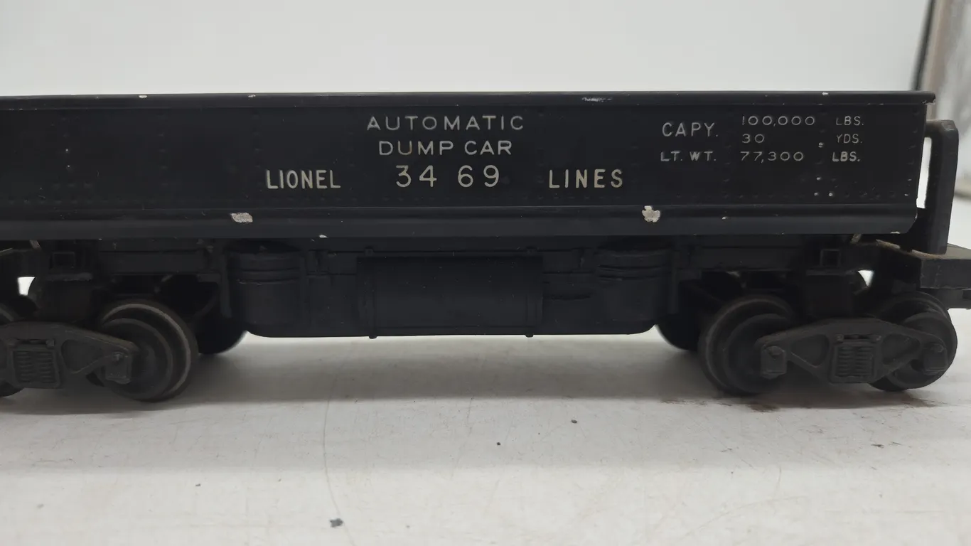Vintage lionel lines, number 3469 automatic dump car