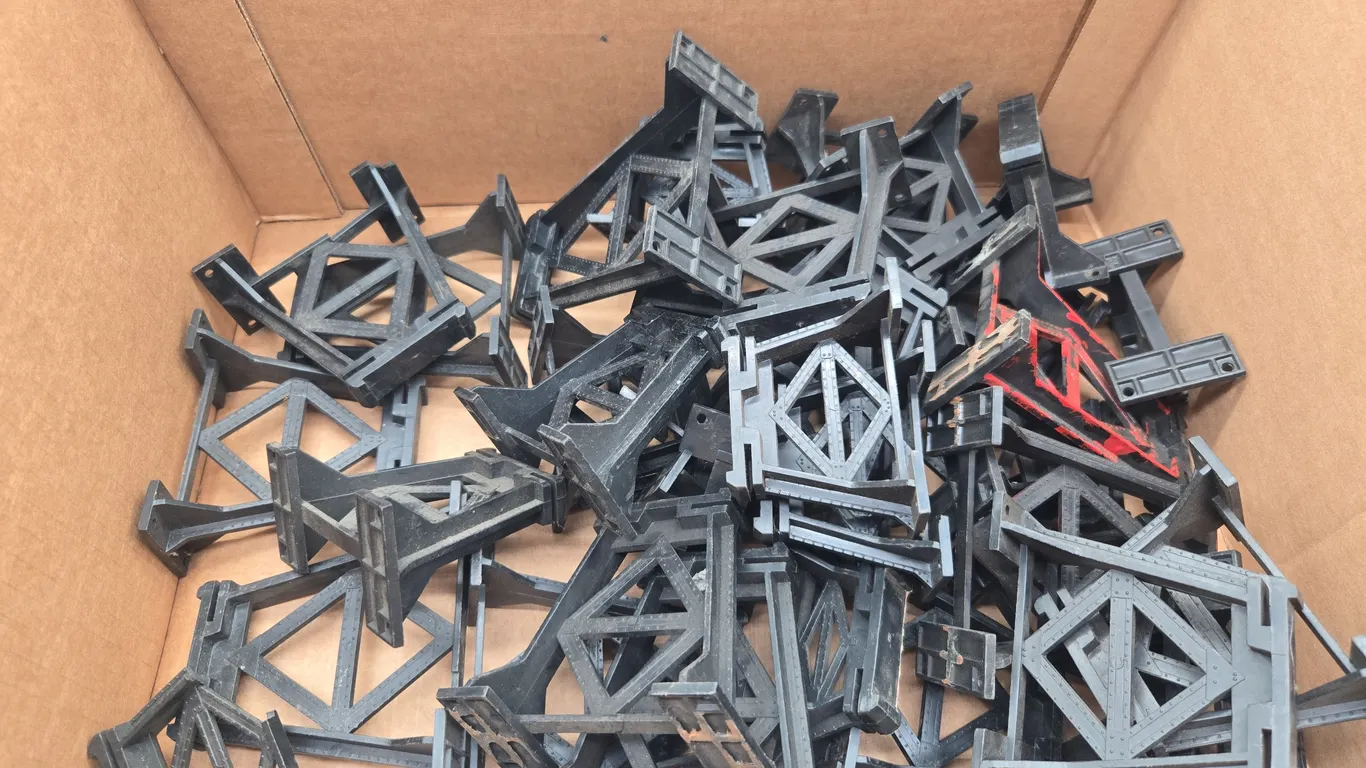 Vintage train trestle set