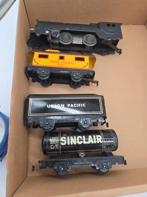 Vintage marxs wind up train set.