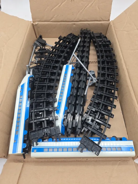 Vintage bullet express h o scale train set