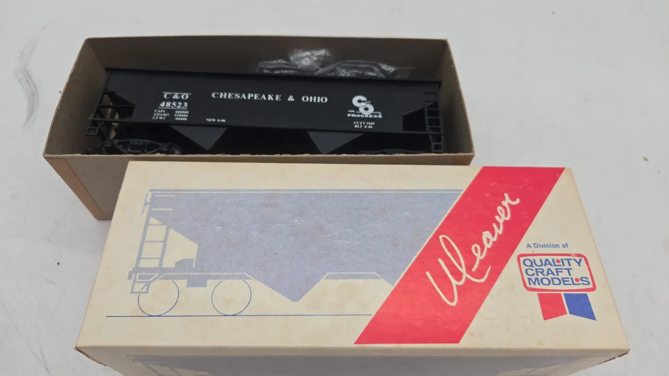 Vintage weaver, brand chesapeake and ohio coal car number 48523 new and original box