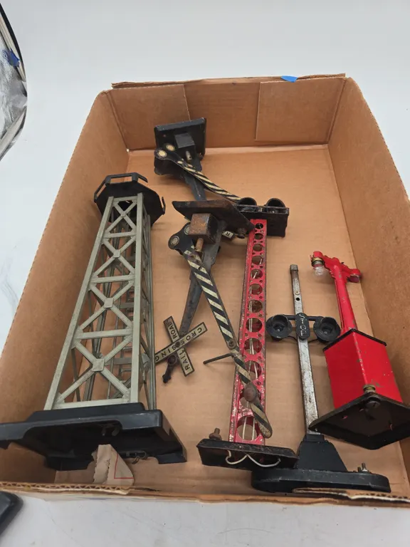 Assorted vintage train layout accessories