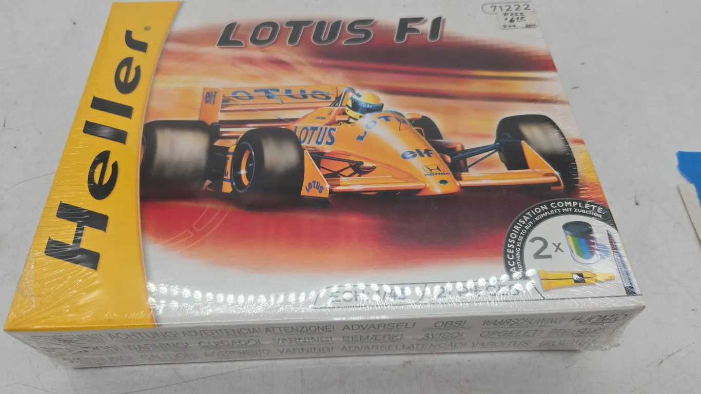 Vintage heller, brand lotus, f one indie car model, new inbox