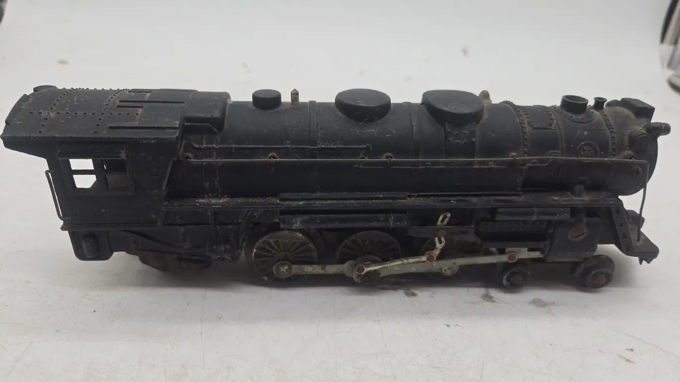 Vintage marxs brand number 999 electric steam locomotive