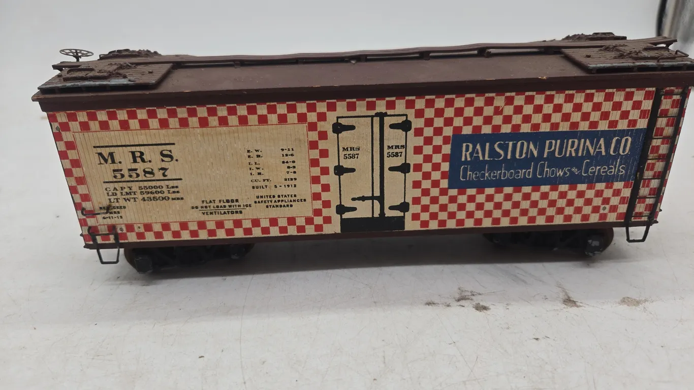 Vintage wooden ralston purina checkerboard chows, reefer car