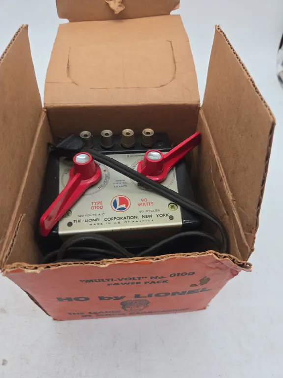 Vintage lionel train transformer, new and original box