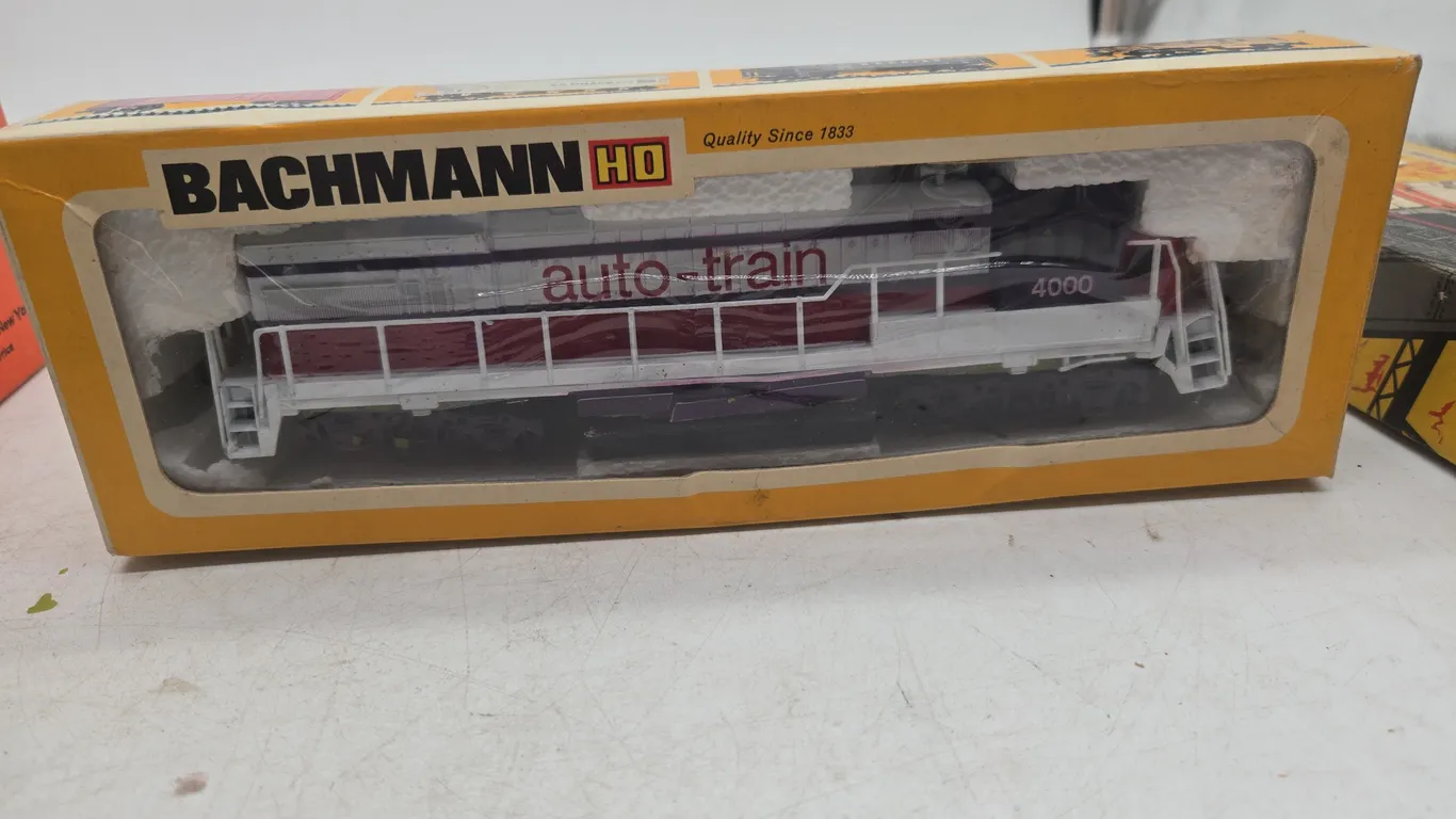 Vintage Bachman, h* scale GE. Diesel locomotive number 0622 new inbox