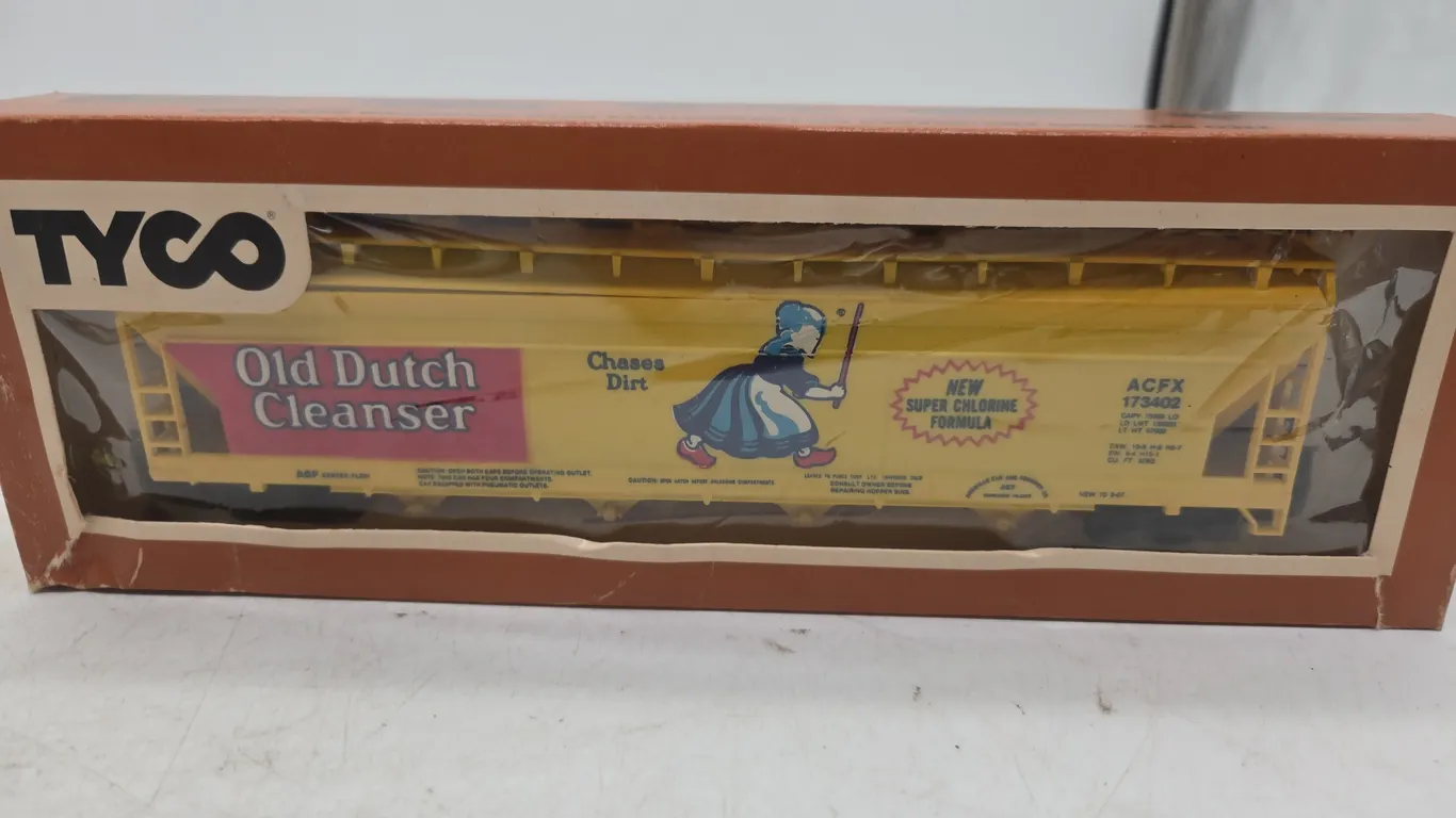 Vintage tyco 1977 old dutch cleaner hopper, car new inbox