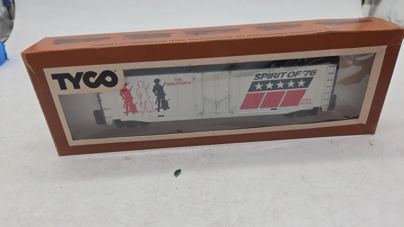Vintage tyco 1976, the spirit of 76, the minute men commemorative box car knew inbox