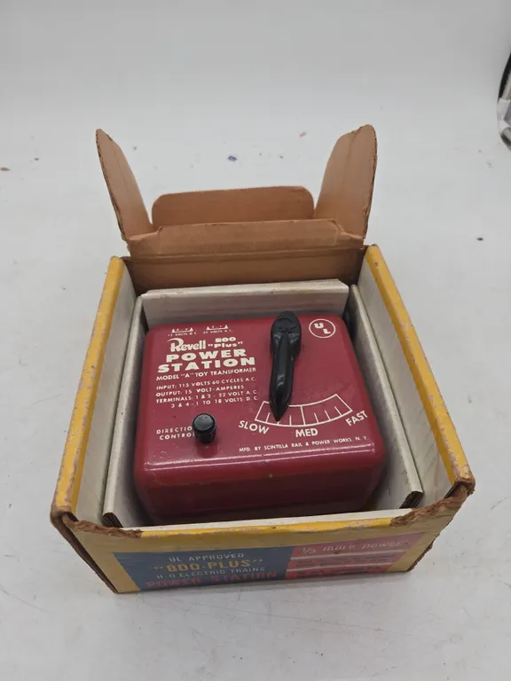 Vintage revelle brand h o electric trains, power station transformer in original box
