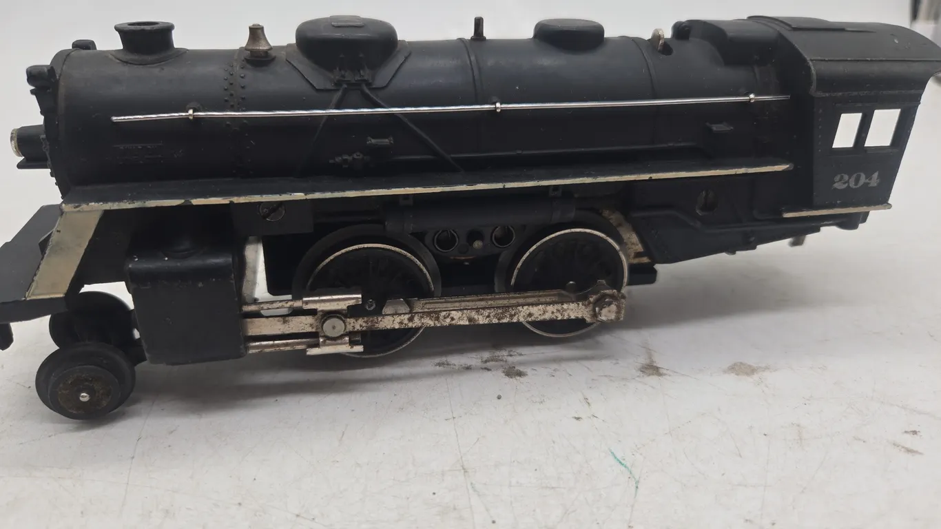 Vintage lionel number 204 steam engine locomotive