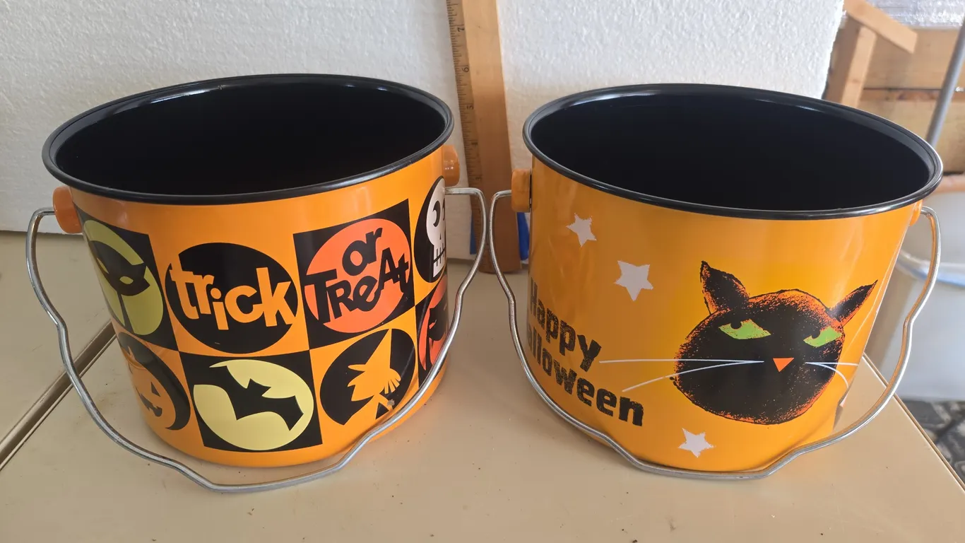 Halloween metal candy pails