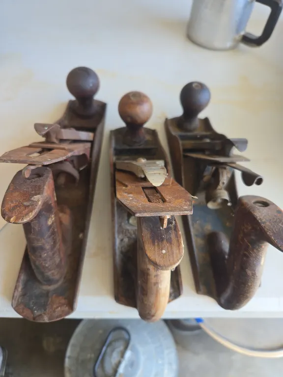 Antique wood plains