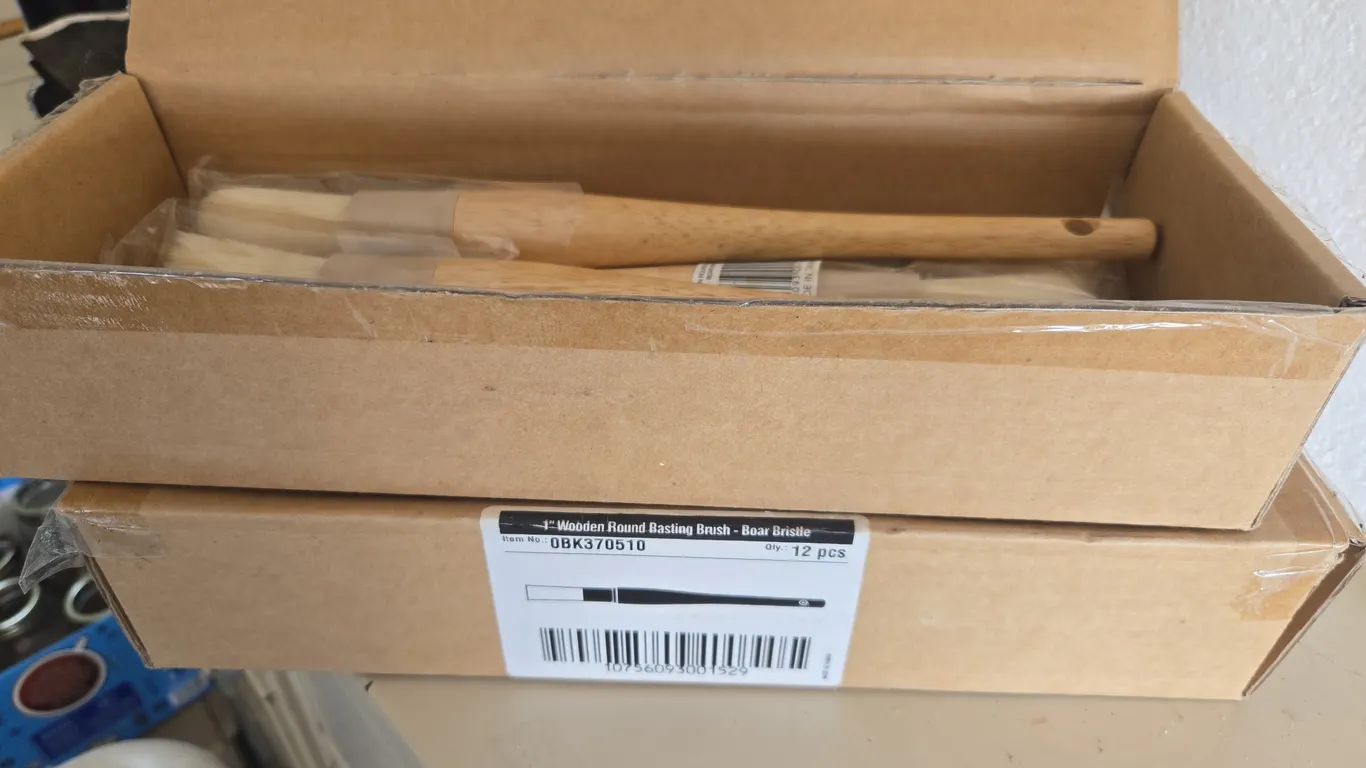 18 1 inch wooden basting brushes new in box