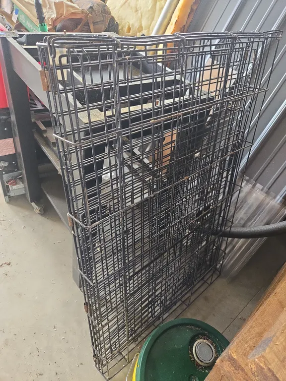 XL metal dog cage