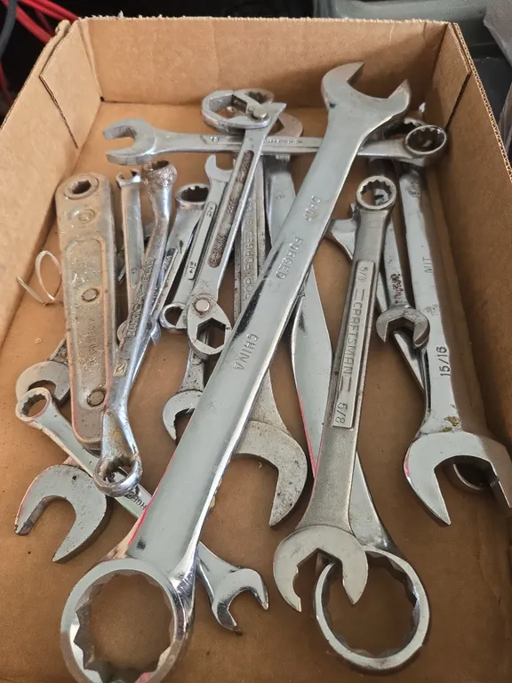 Assorted mechanics wrenches