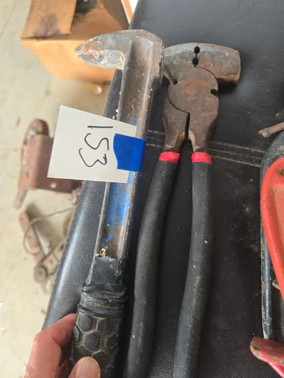 Fence repair tools