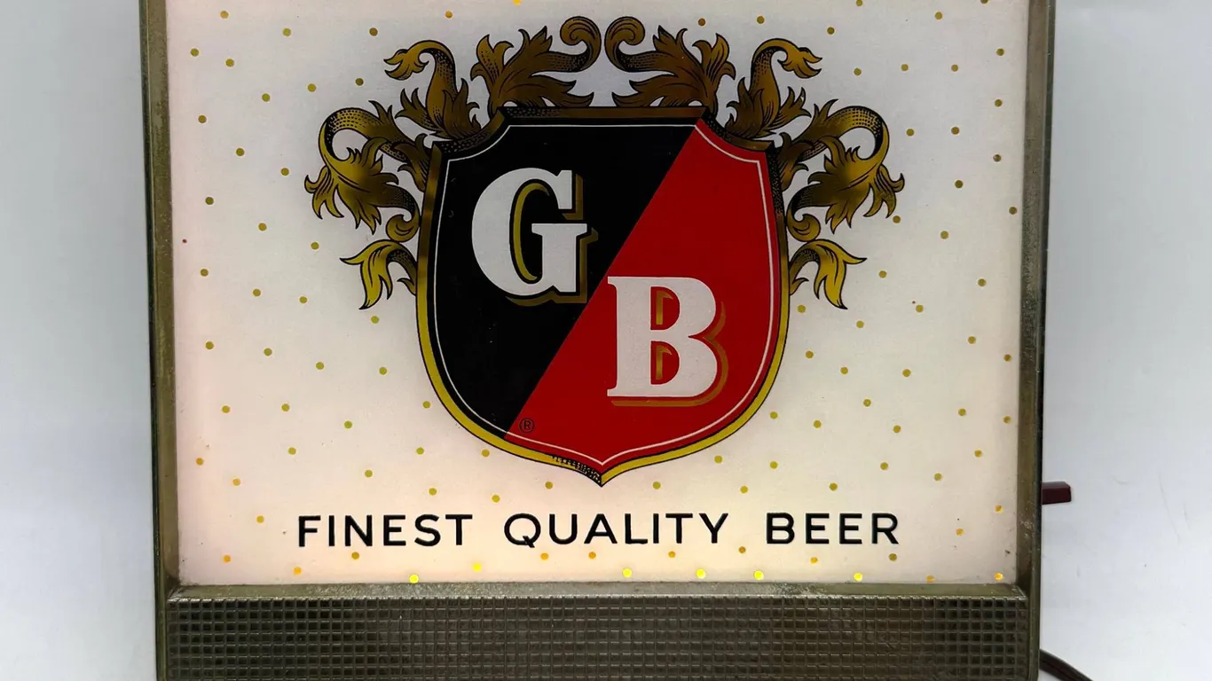 GB Finest Quality Beer Lighted Sign