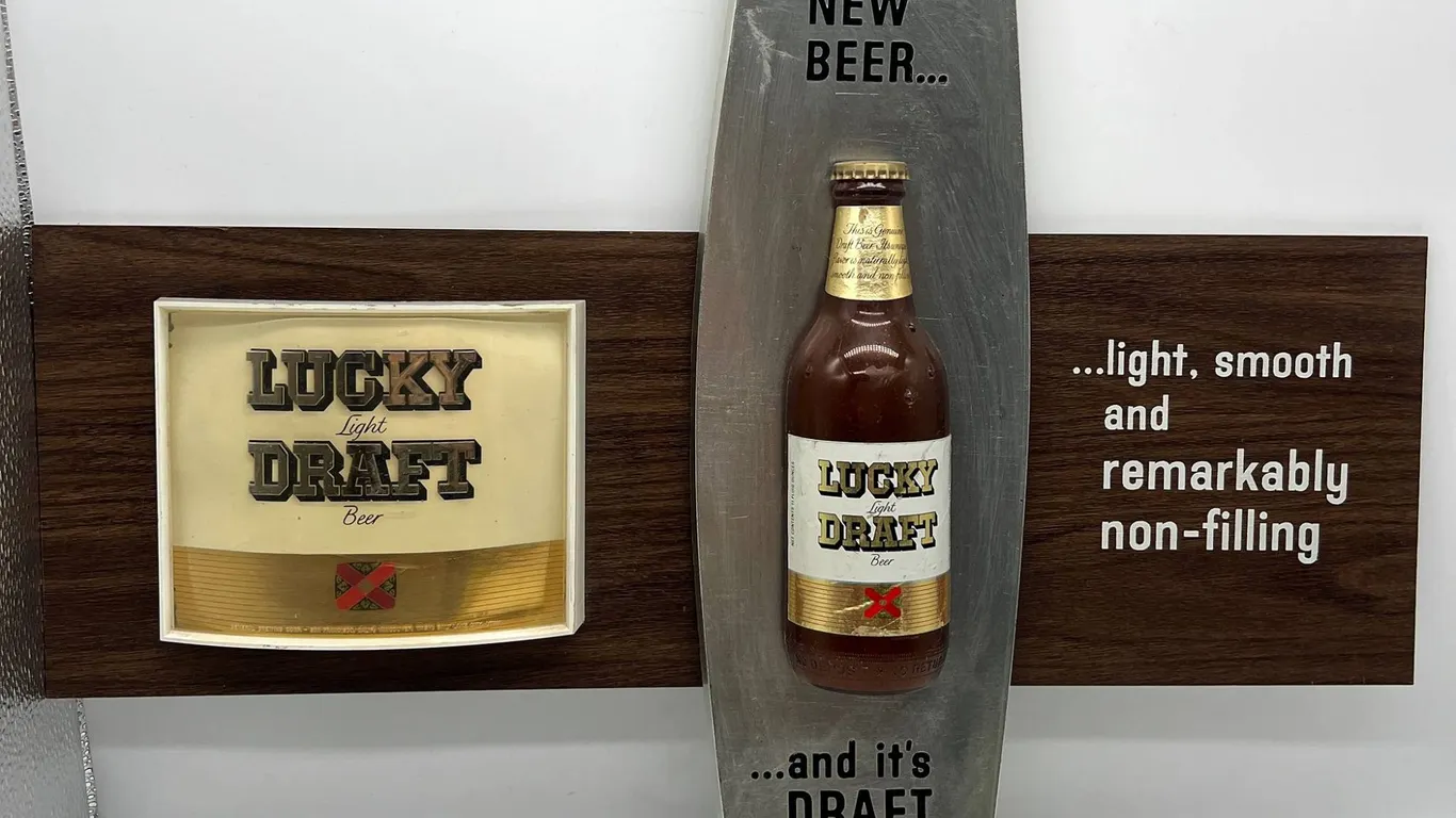 Lucky Draft Beer Lighted Advertising Sign