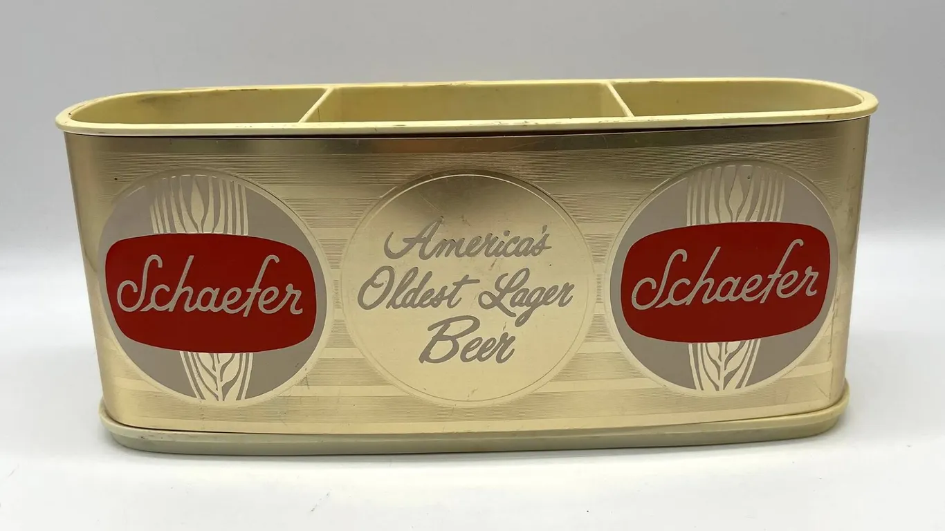 Schaefer Beer Divided Plastic Caddy