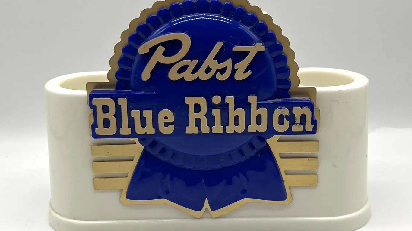 Pabst Blue Ribbon Plastic Bar Caddy