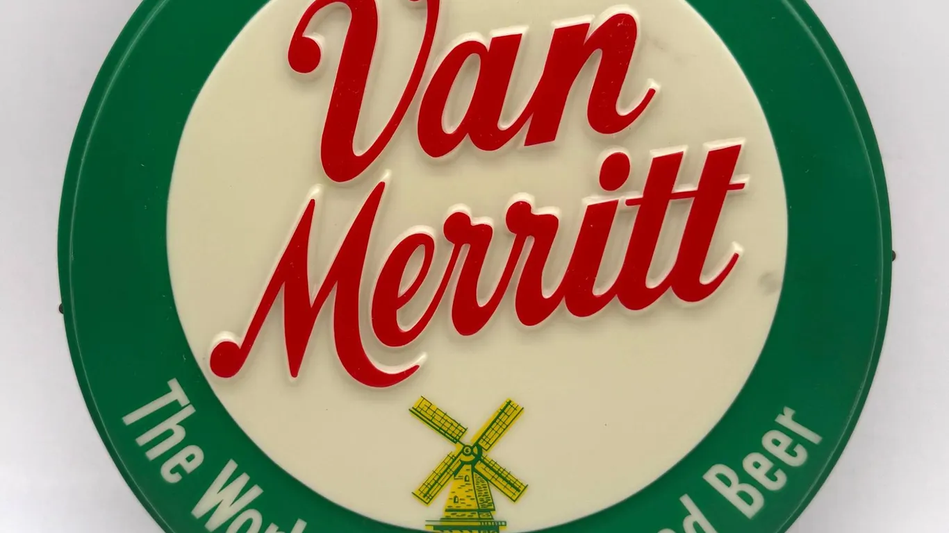Van Merritt Beer Lighted Sign