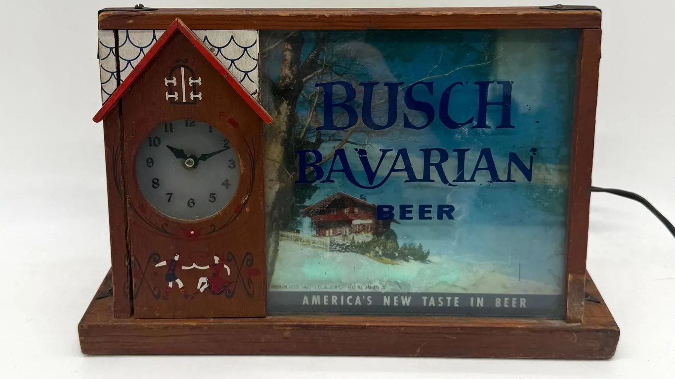 Busch Bavarian Beer Light and Clock