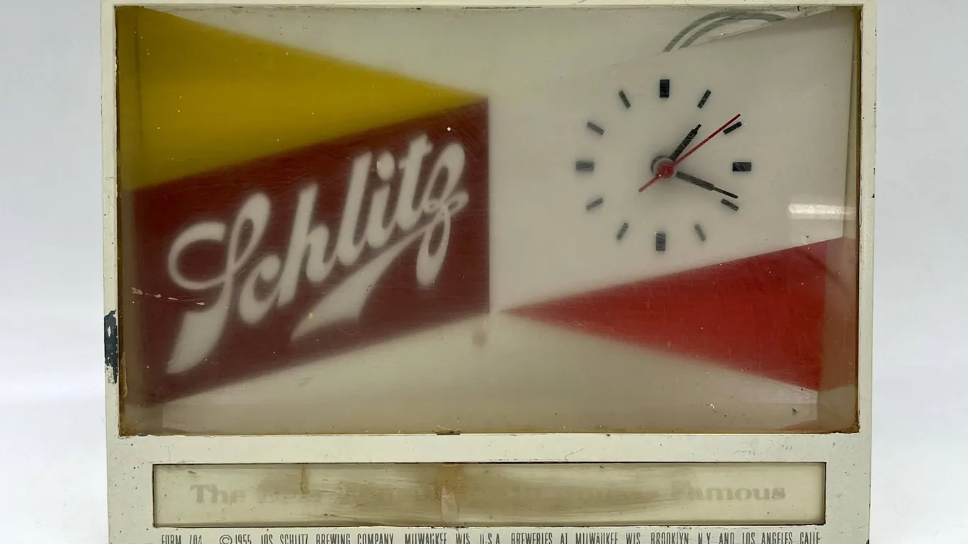 Vintage Schlitz Beer Advertising Clock