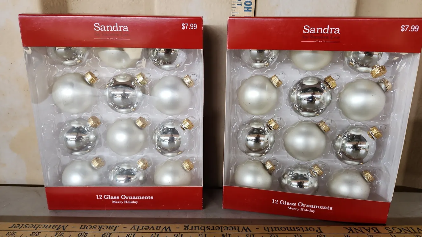2 Sets Sandra Lee Glass Ornaments